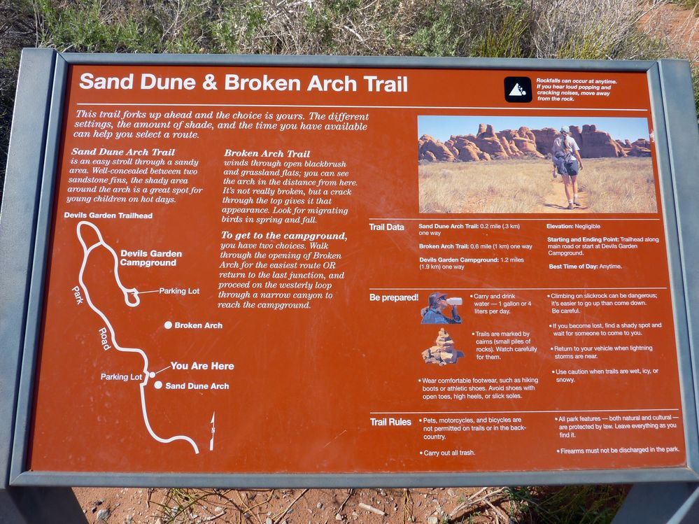 Arches Broken Arch (1).JPG